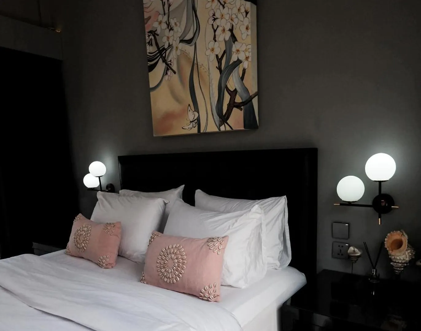 Comfortable 5 Bedroom Villa In Seminyak By Nami Bali Indonesië