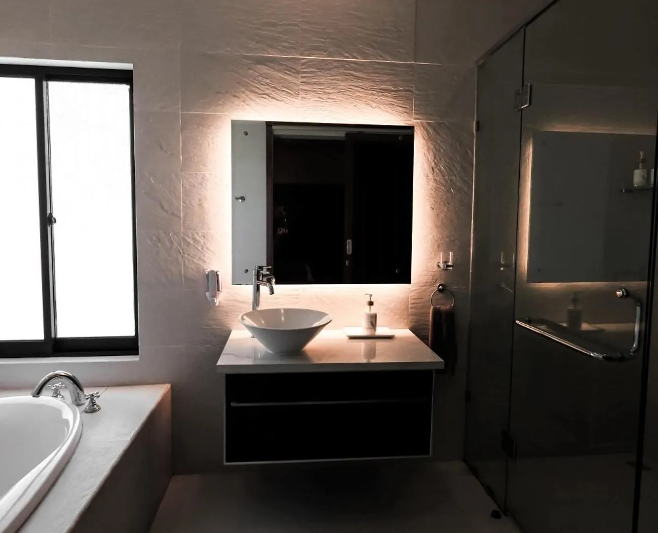 Comfortable 5 Bedroom Villa In Seminyak By Nami Bali